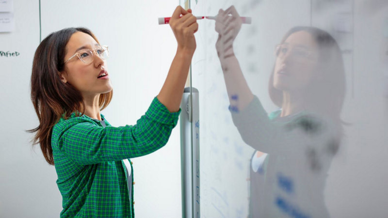 HPE透過HPE Private Cloud AI推出一鍵部署AI應用程式的功能| HPE ...