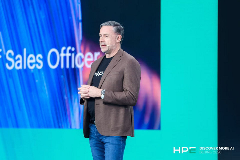 HPE执行副总裁、首席销售官Phil Mottram