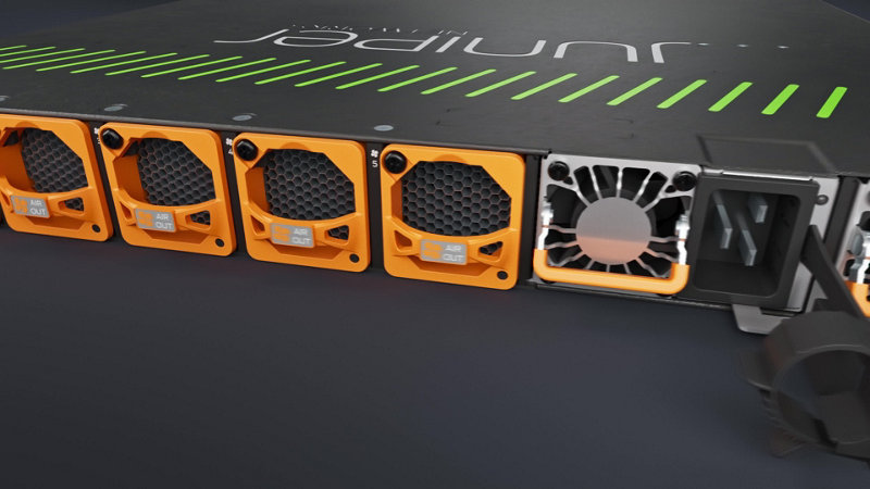 HPE Juniper Networks SRX4700 Firewall Micro-Clip right side pan